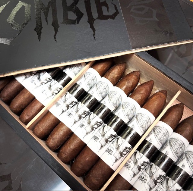 Zombie Alt Art Black (6x56) Cigar (Preorder)
